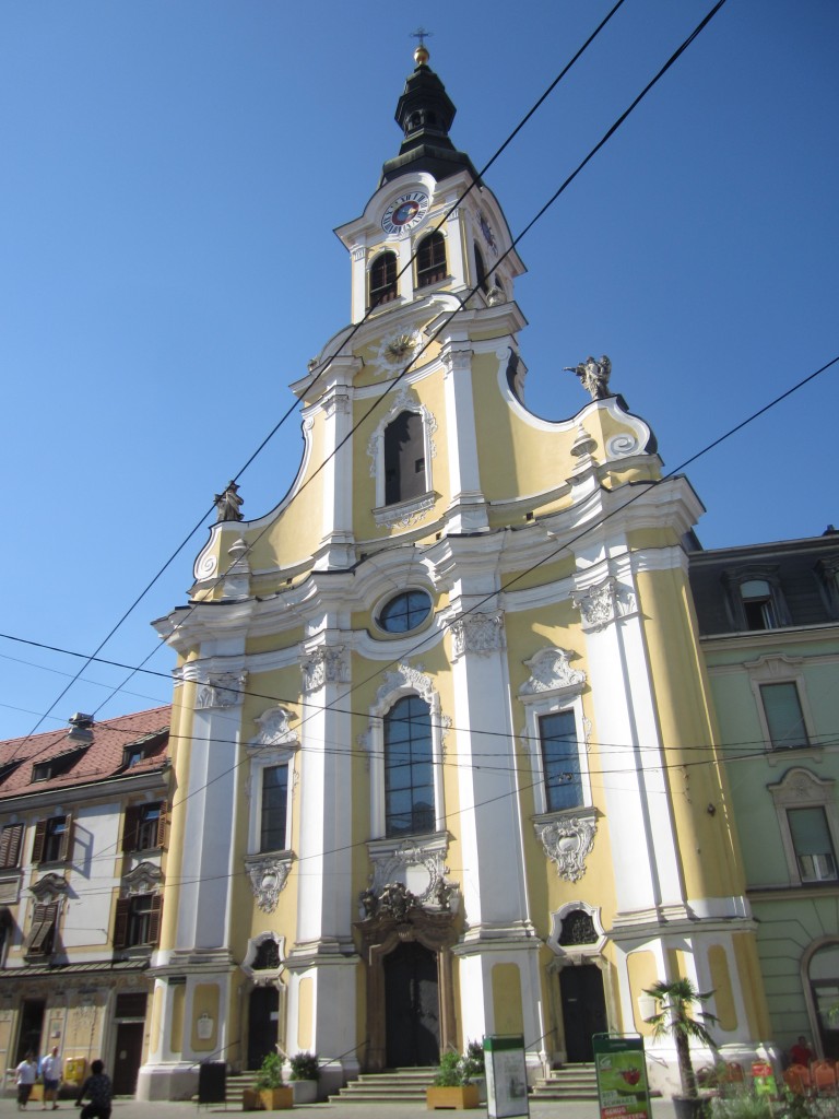 Graz, Klosterkirche der Barmherzigen Brder in der Annenstrae, erbaut von 1735 bis 
1740 durch J. G. Stengg (18.08.2013)
