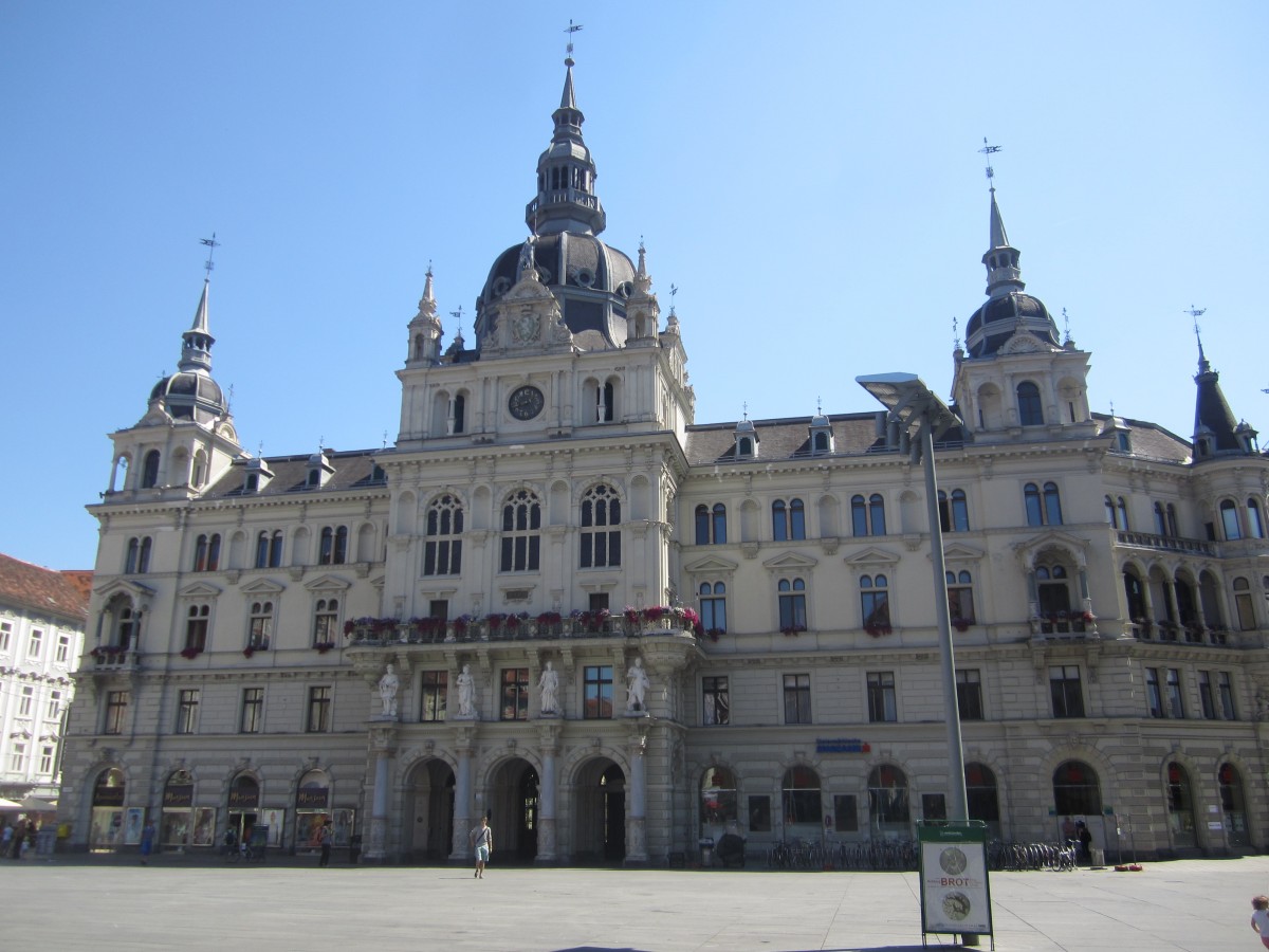 Graz, Rathaus, Neo-Renaissance Bau aus dem 19. Jahrhundert am Hauptplatz (18.08.2013)