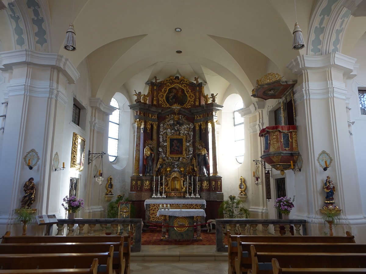 Greising, Hochaltar in der Wallfahrtskirche Maria Hilf (04.11.2017)
