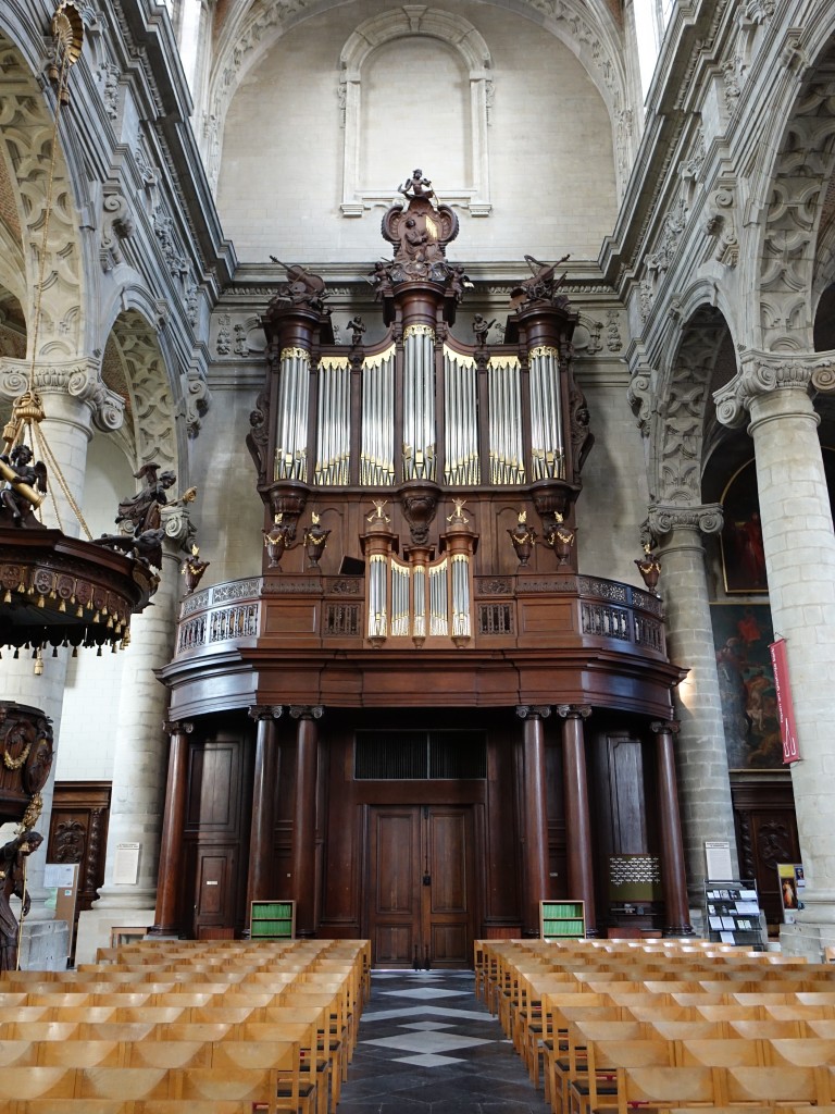 Grimbergen, Orgelempore in der Abteikirche St. Servatius (27.04.2015)