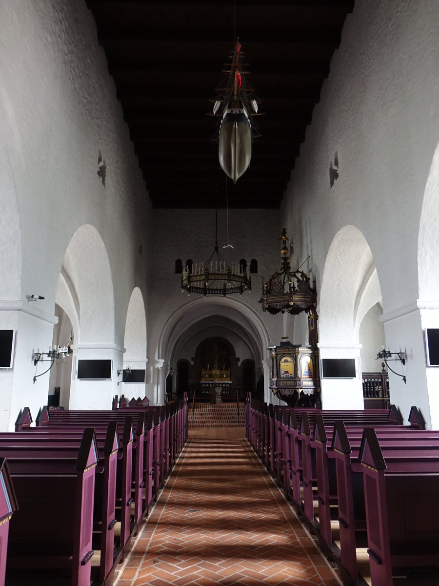 Grindsted, Innenraum der Ev. Kirche, Kanzel von 1500 (09.06.2018)