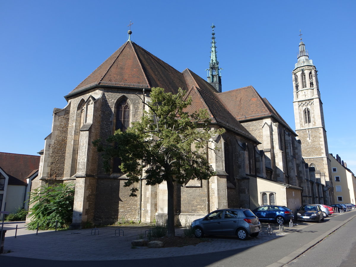 Grombhl, Katholische Pfarrkirche St. Josef, dreischiffige Basilika mit eingezogenem 5/8-Chor und Querschiff, erbaut von 1900 bis 1905 durch Josef Schmitz (15.08.2017)