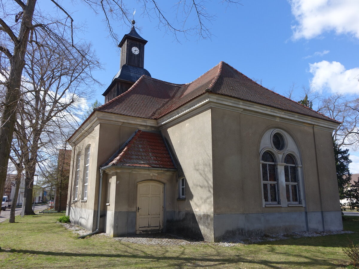 Gro� Schulzendorf, evangelische Kirche, erbaut ab 1744, erweitert um ein Querhaus 1886 (06.04.2026)