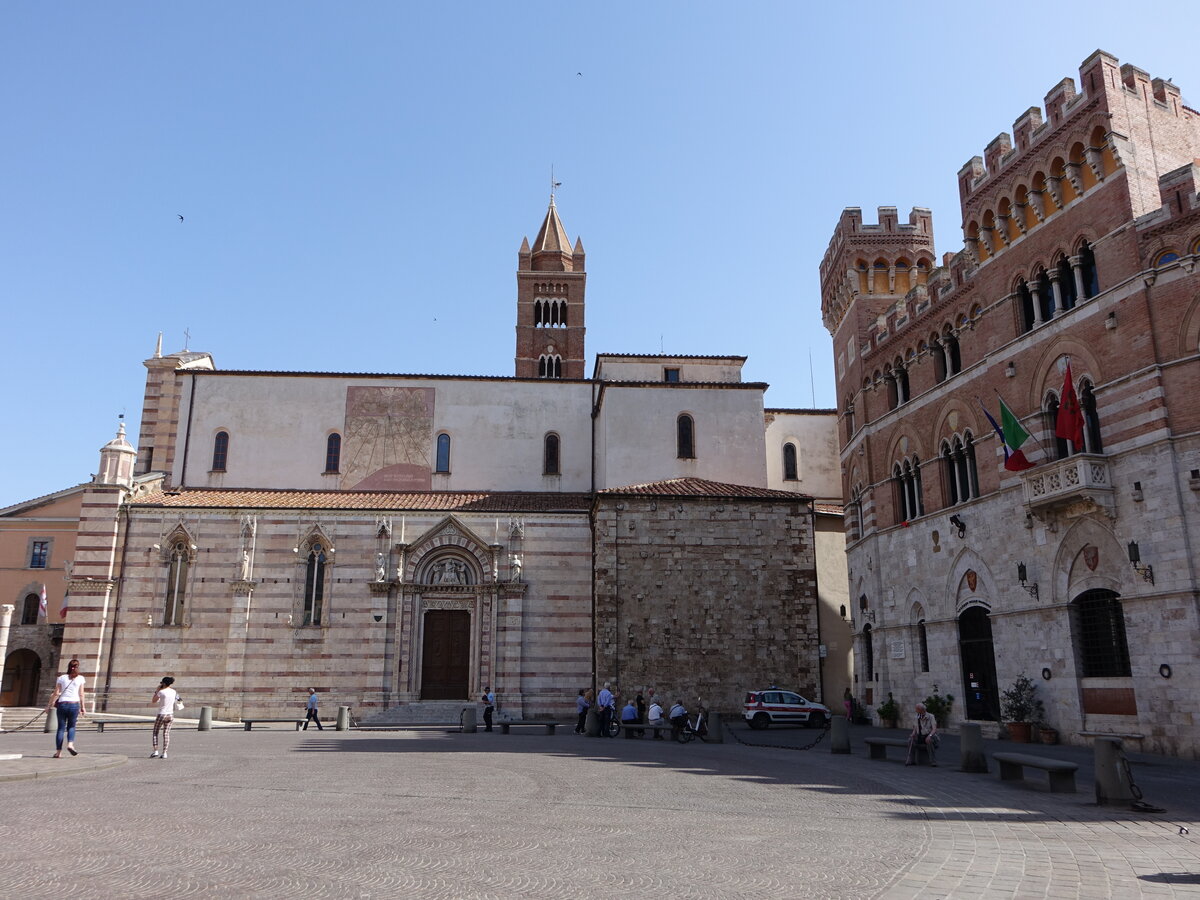 Grosseto, Dom San Lorenzo an der Piazza del Duomo, erbaut ab 1294 (22.05.2022)