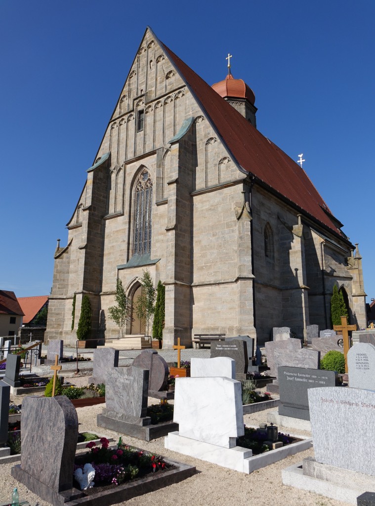 Grolellenfeld, Pfarrkirche Beatae Mariae Virgines, ehem. Wallfahrtskirche, erbaut von 1446 bis 1500, sptgotische Hallenkirche (04.06.2015)