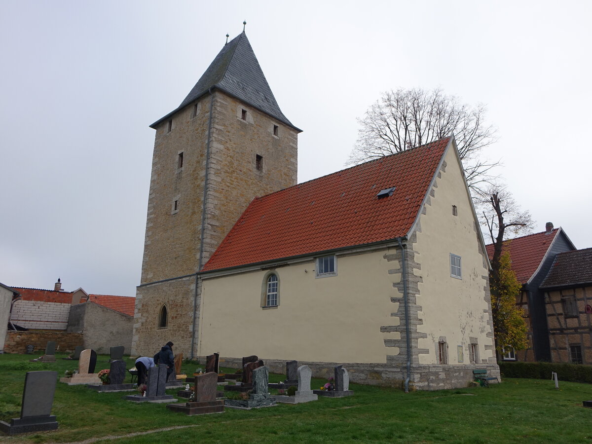 Growelsbach, evangelische St. Blasii Kirche, erbaut 1503 (14.11.2022)