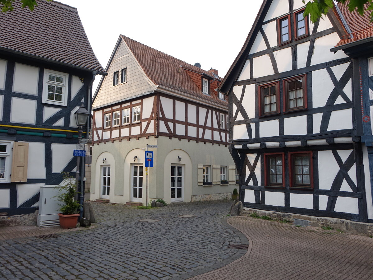 Grnberg, historische Fachwerkhuser in der Borngasse (30.04.2022)