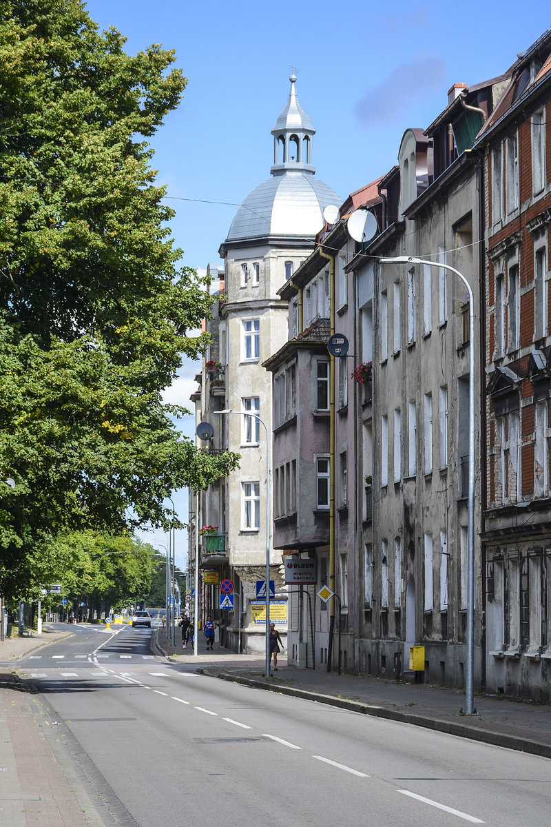 Grnderzeit-Huser an der Ulica Hugona Kołłątaja (bis 1945 Geers-Strae) in Słupsk (Stolp) in Hinterpommern. Aufnahme: 23. August 2020.