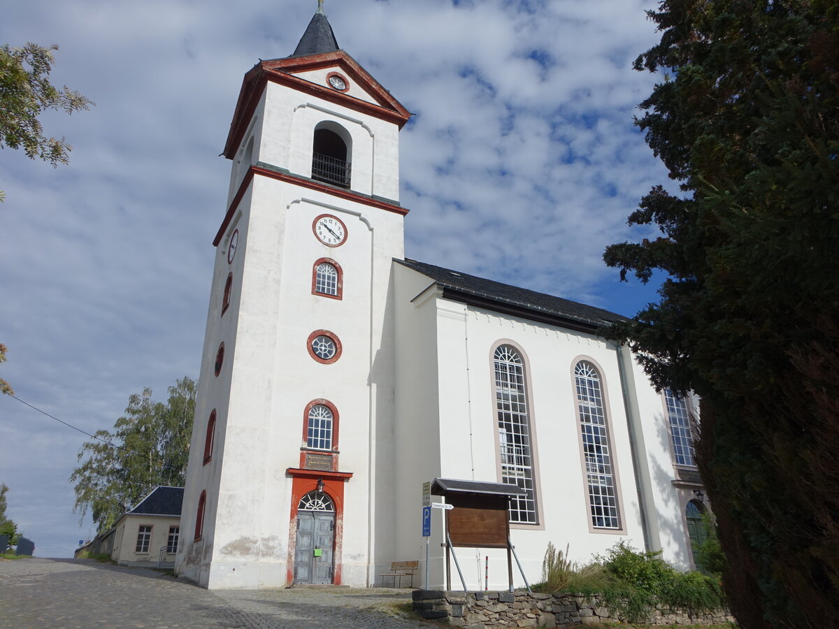 Grünhainichen, evangelische Kirche, Saalkirche mit Westturm, erbaut von 1848 bis 1850 (17.09.2023)