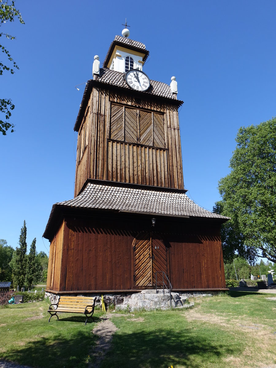 Grundsunda, Glockenturm von 1794 an der ev. Kirche (02.06.2018)