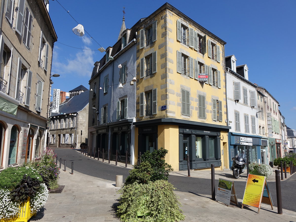 Gueret, Huser an der Rue Jules Sandeau (21.09.2016)