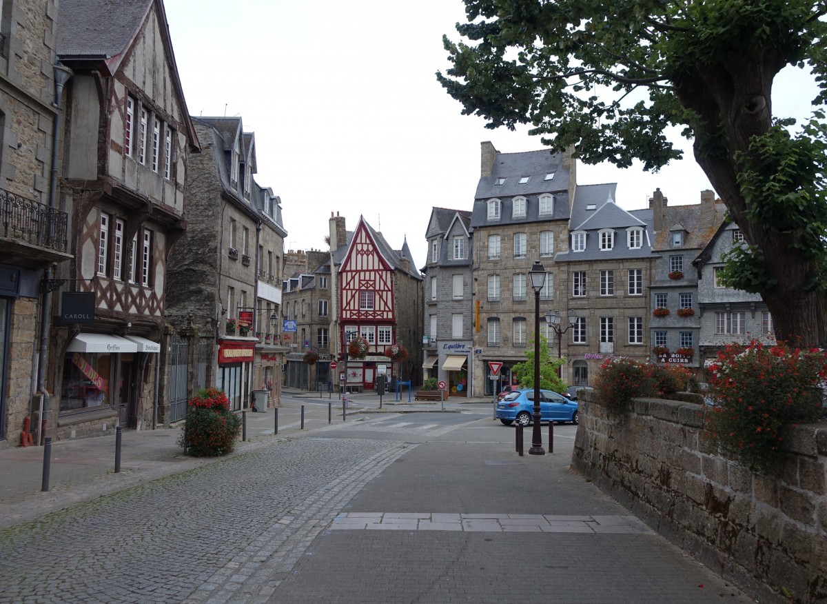 Guingamp, Place du Centre (14.07.2015)