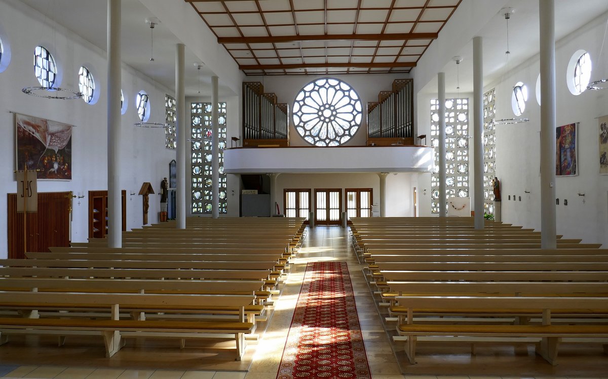 Gutach im Breisgau, Blick zur Orgelempore in der Kirche St.Michael, Aug.2019