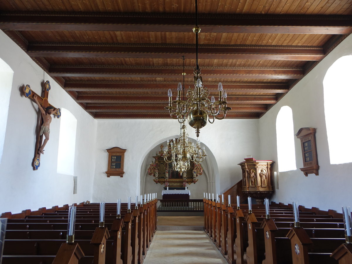 Gylling, Barockaltar von Peder Jensen Kolding von 1638 in der Ev. Kirche, Kanzel von Rasmus Andersen (24.07.2019)