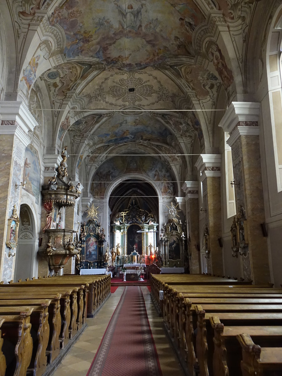 Gyngys, barocker Innenraum der Franziskanerkirche (04.09.2018)