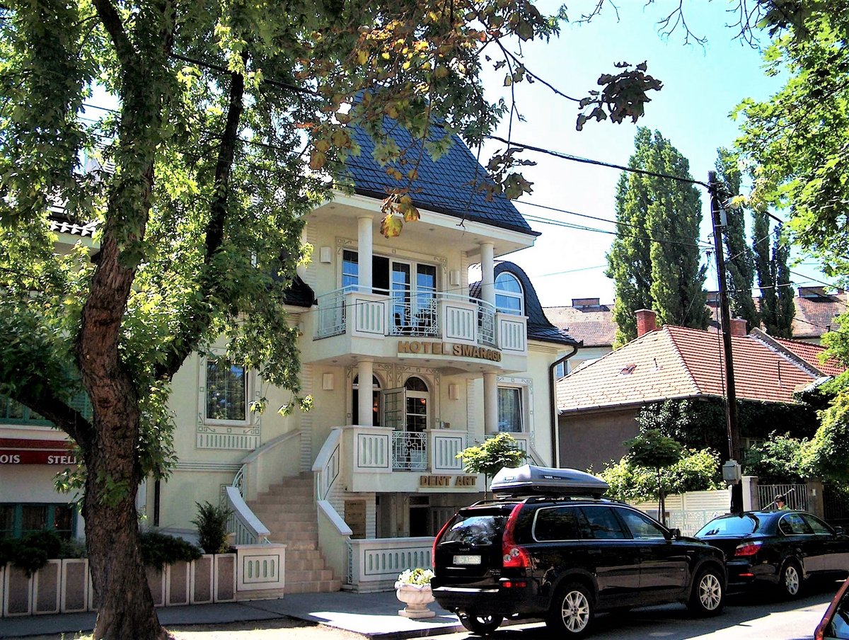 Gyr, Hotel Smaragd, Eőrsy Pter utca 19 - 06.2004