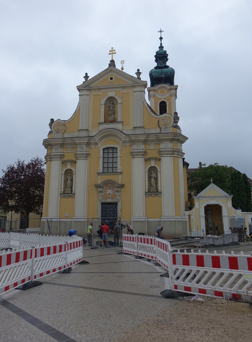 Gyr, Karmeliterkirche am Besci Kapu Ter, erbaut von 1721 bis 1725 durch Martin Witwer (25.08.2018)