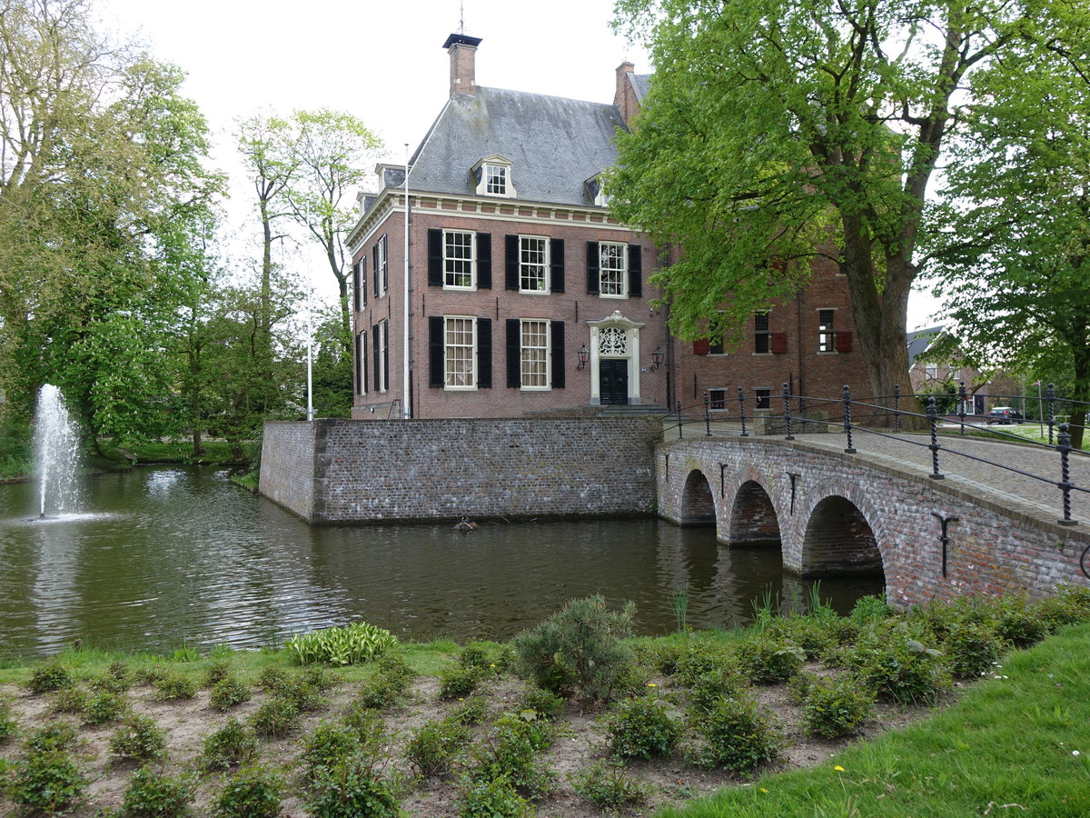 Haalderen, Kasteel Kinkelenburg, heute Rathaus (07.05.2016)