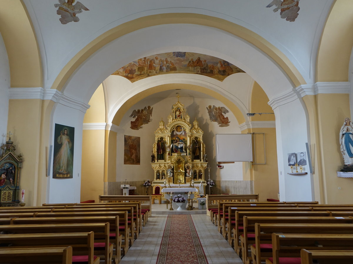 Habovka, Hochaltar in der kath. Pfarrkirche Maria Himmelfahrt (06.08.2020)