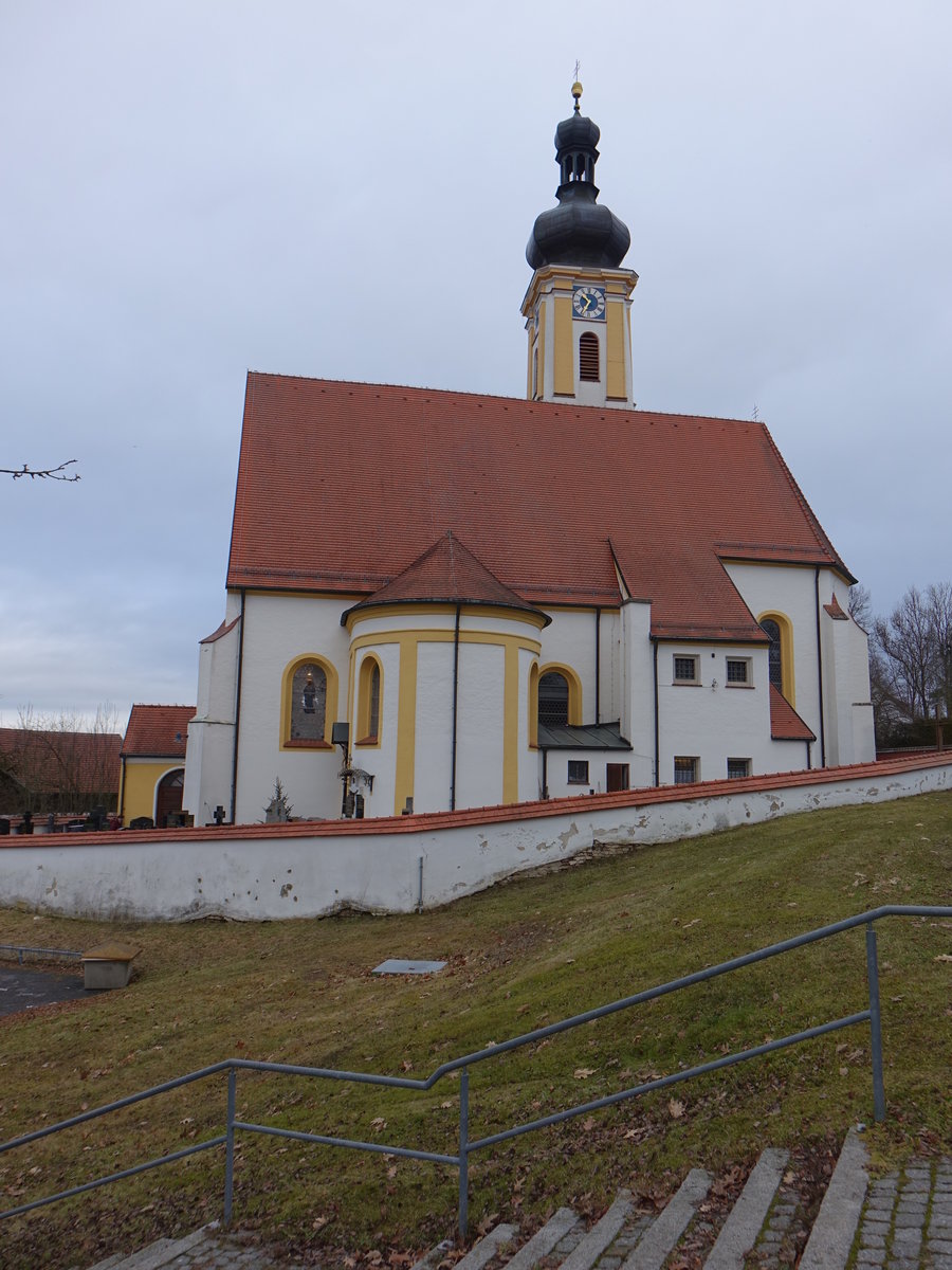 Hadersbach, Expositurkirche Mari Himmelfahrt, erbaut ab 1521, von 1716 bis 1717 barockisiert, Seitenkapellen von 1760 und 1765 (26.12.2016)