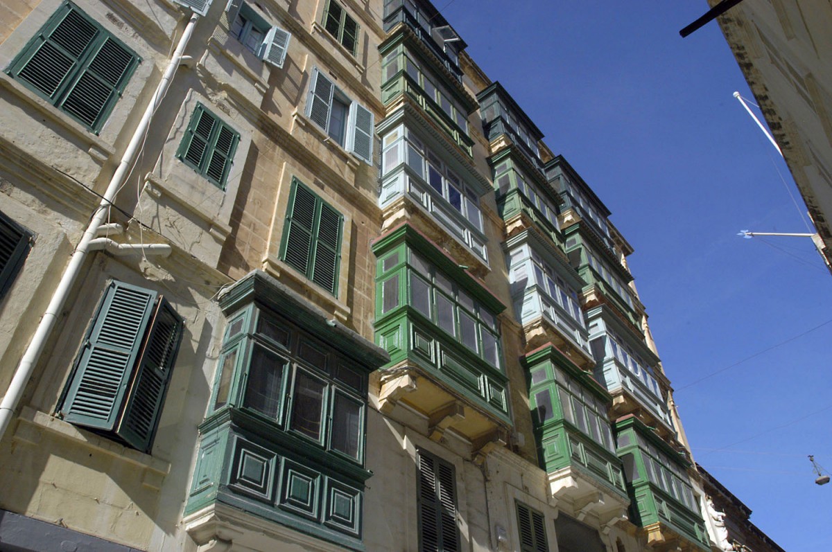 Huser in der Altstadt von Valletta - Malta. Aufnahme: Oktober 2006.