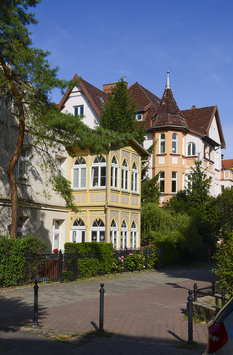 Huser am sdlichen Teil des Kurparks in Zoppot / Sopot. Aufnahme: 14. August 2019.