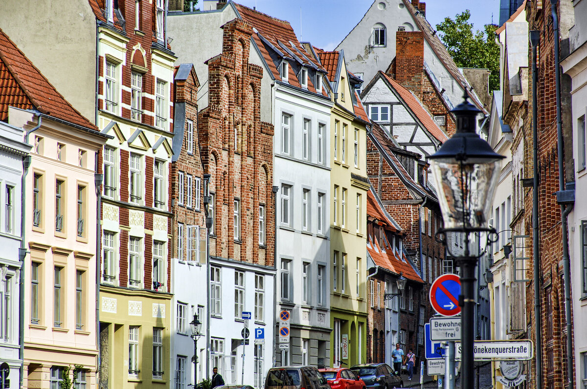 Huser an der Engelsgrube in der Lbecker Altstadt. Aufnahme: 21. August 2021.