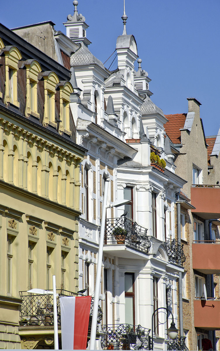 Häuser aus der deutschen Gründerzeit - Bohaterów Września in Świnoujście (Swinemünde). Aufnahme: 7. Mai 2016