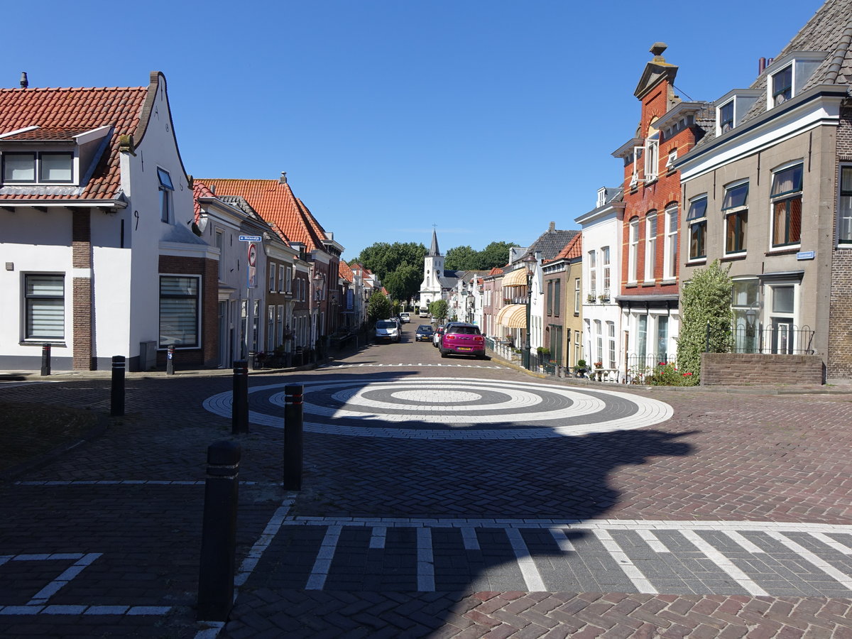 Huser in der Voorstraat in Ooltensplaat (24.08.2016)
