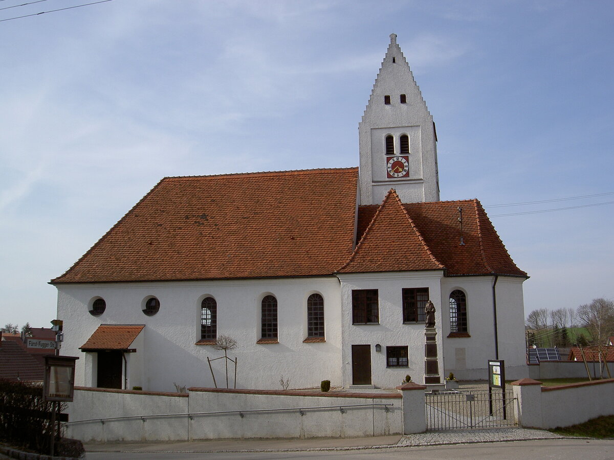 Hafenhofen, Pfarrkirche St. Peter und Paul, Turm und Chor gotisch, Langhaus erbaut 1738 (27.03.2012)