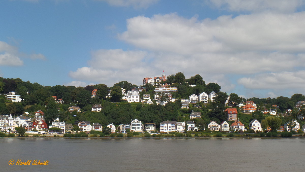 Hamburg am 16.8.2016: Blankenese mit dem Sllberg /