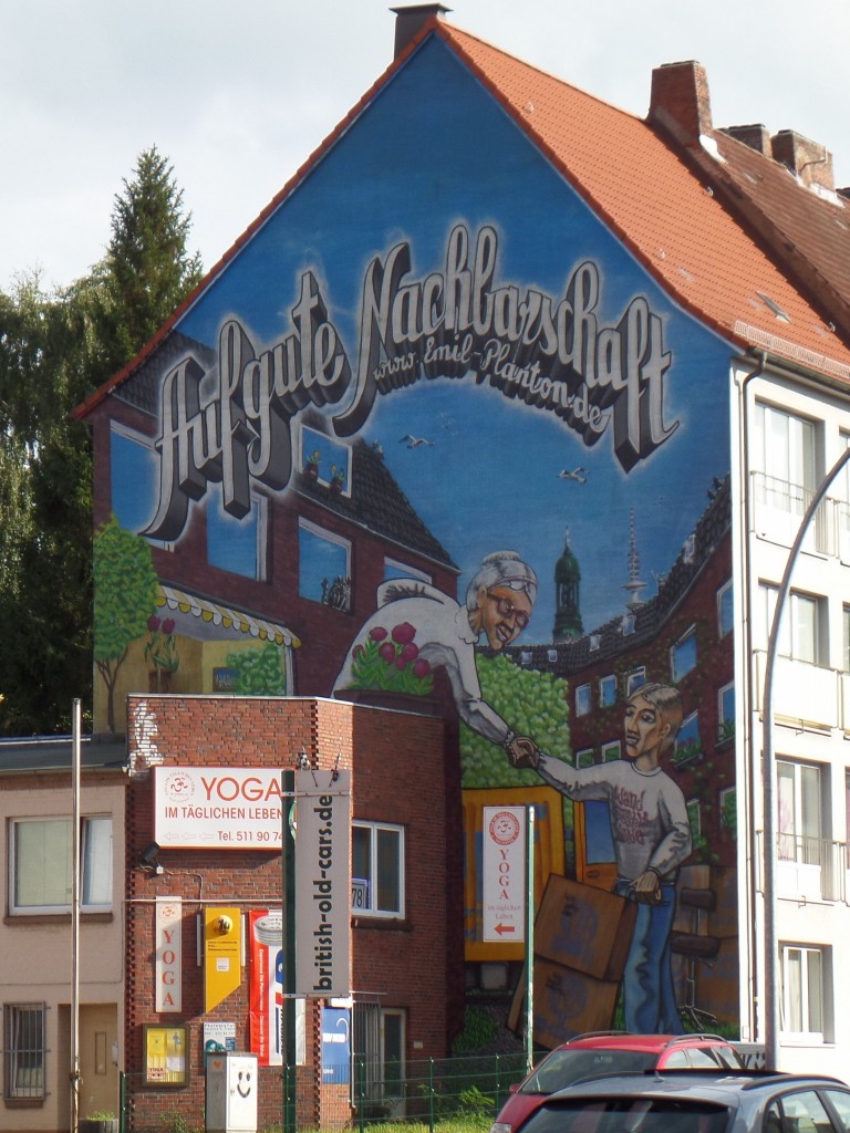 Hamburg am 24.9.2015: Reklame an einer Giebelwand in Hohenfelde