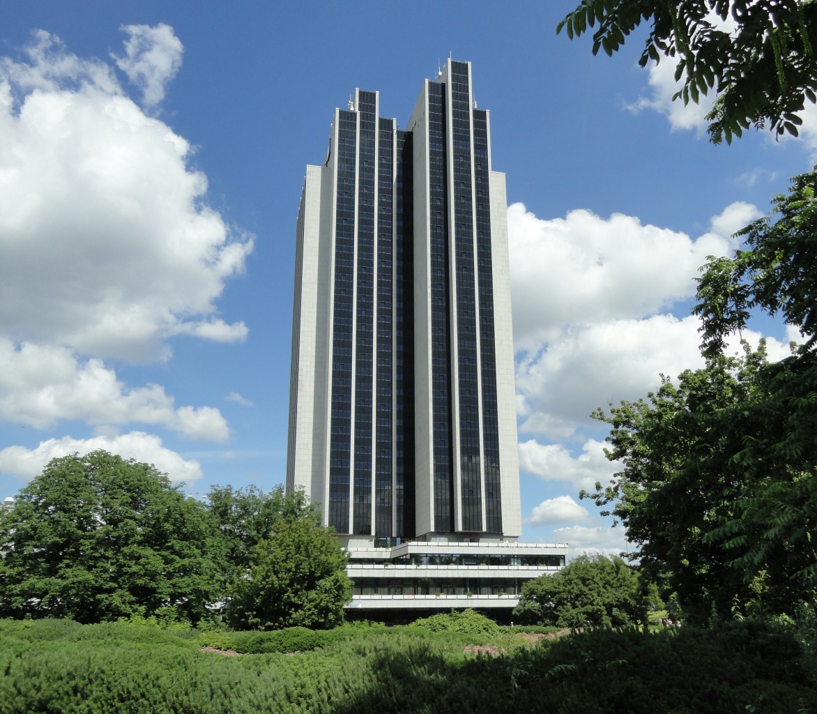 Hamburg am 28.6.2015: Radisson Blu Hotel am Park von Planten un Blomen