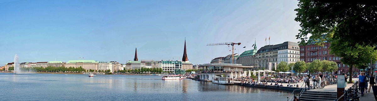 Hamburg - Panoramaufn. von Binnenalster und Jungfernstieg - 13.07.2013