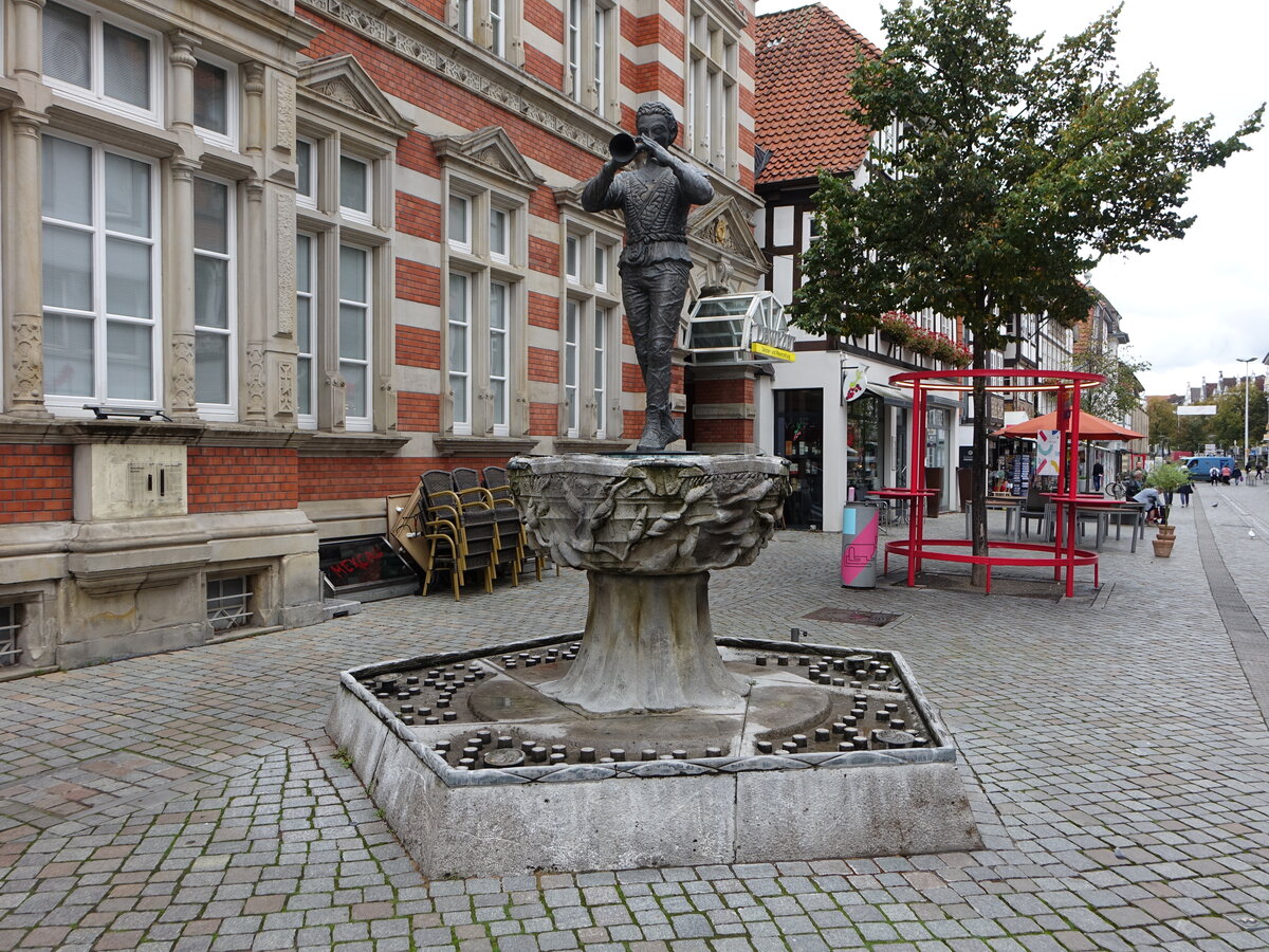 Hameln, Rattenfngerbrunnen in der Osterstrae (06.10.2021)