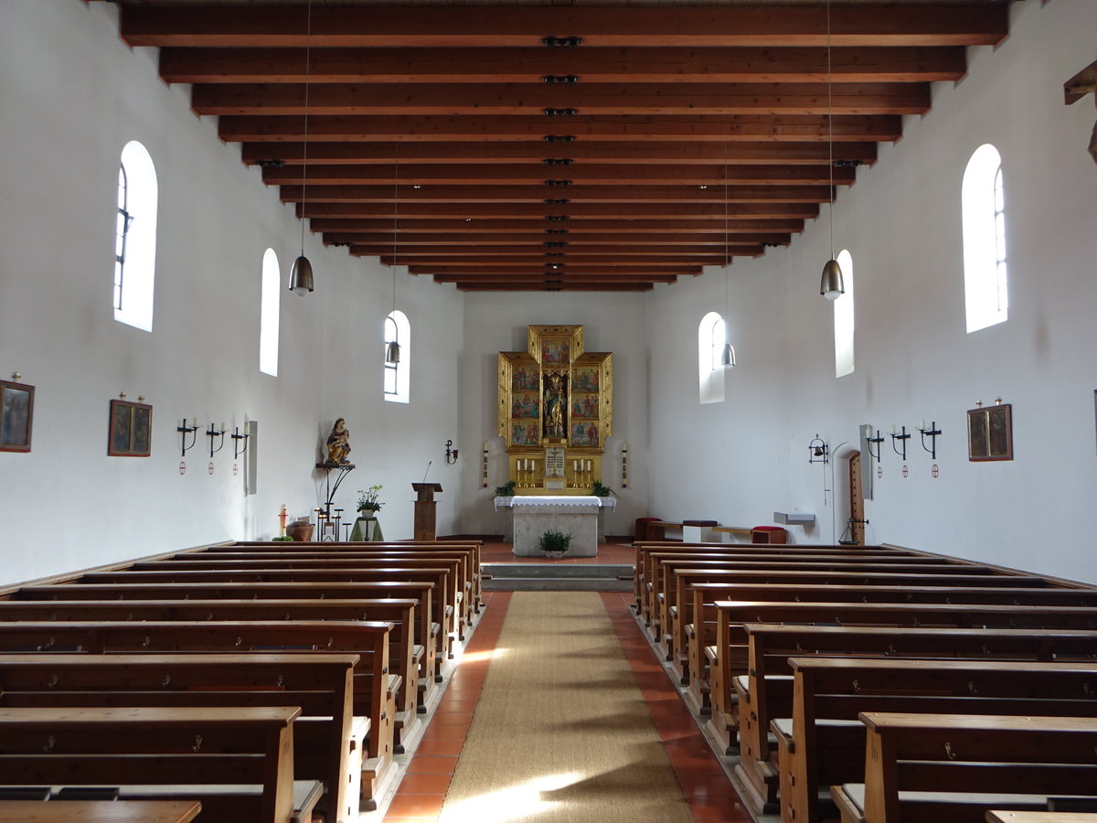 Hammer, Innenraum mit Altar der kath. St. Rupertus Kirche (26.02.2017)
