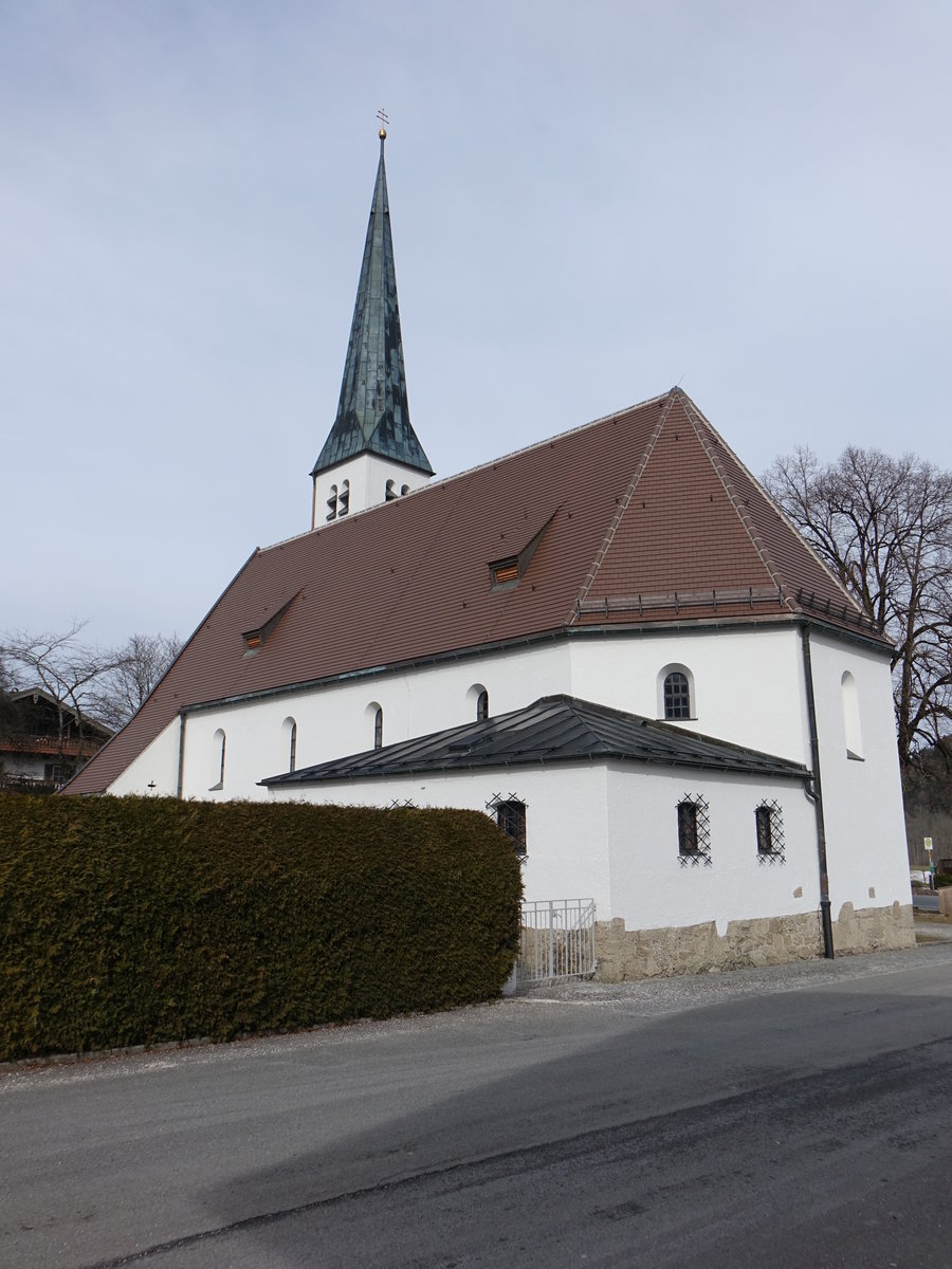 Hammer, kath. St. Rupertus Kirche, einschiffiger Saalbau mit dreiseitig geschlossenem Chor, erbaut von 1934 bis 1935 durch Georg Berlinger jun. (26.02.2017)