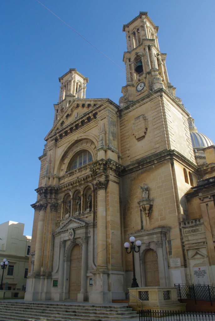 Hamrun, neugotische St. Kajetan Kirche, erbaut im 19. Jahrhundert (21.03.2014)