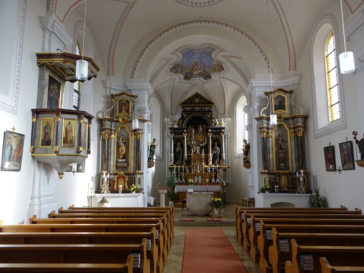 Hankofen, barocke Kanzel und Altre in der Pfarrkirche St. Georg (13.11.2016)