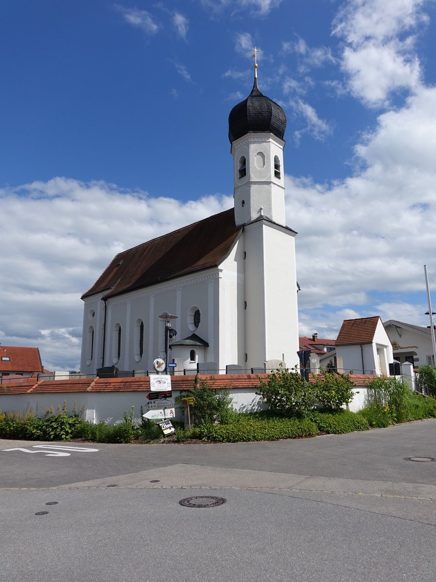 Happing, St. Martin Kirche, erbaut von 1676 bis 1679 durch Hans Mayr (03.07.2016)