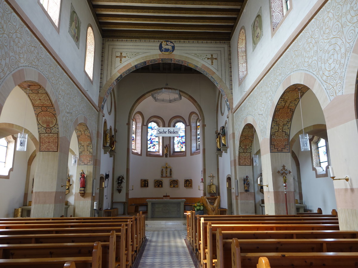 Harthausen, Innenraum der kath. Pfarrkirche St. Michael (19.08.2018)