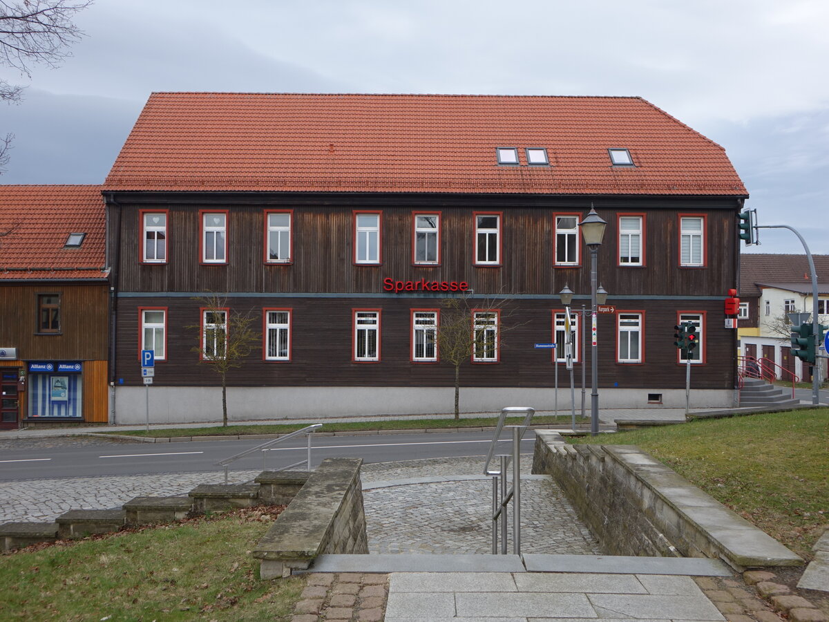 Hasselfelde, Gebude der Sparkasse am Markt (22.03.2024)