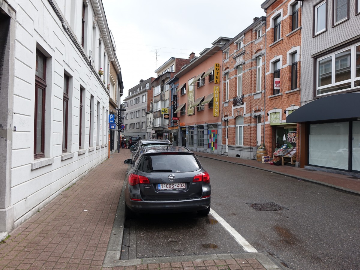 Hasselt, Huser in der Minderbroederstraat (25.04.2015)