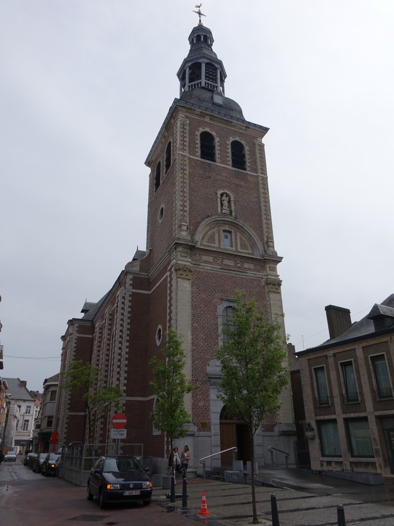 Hasselt, Liebfrauenkirche, erbaut von 1728 bis 1740, nach Zerstrung im Krieg Wiederaufbau bis 1952 (25.04.2015)