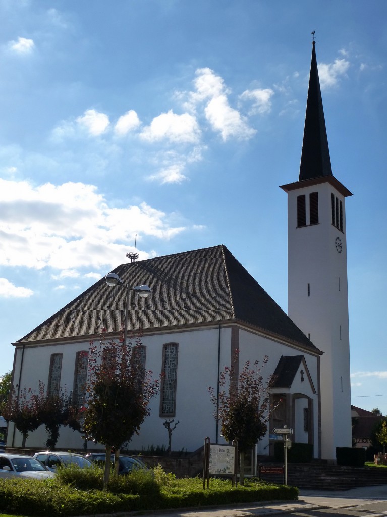 Hatten, die evangelische Kirche, Sept.2015