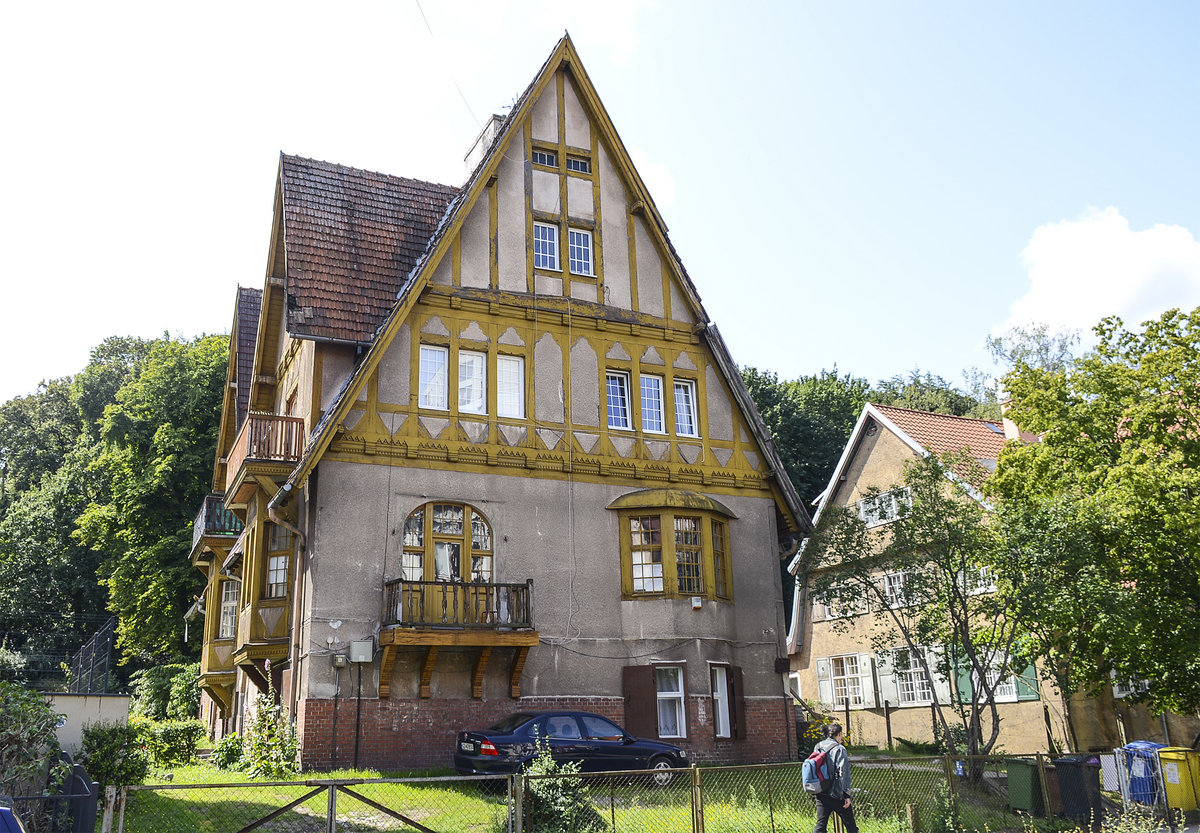 Haus aus der deutschen Grnderzeit im Danziger Ortsteil Langfuhr (Gdansk-Wrzeszcz). Aufnahme: 14. August 2019.