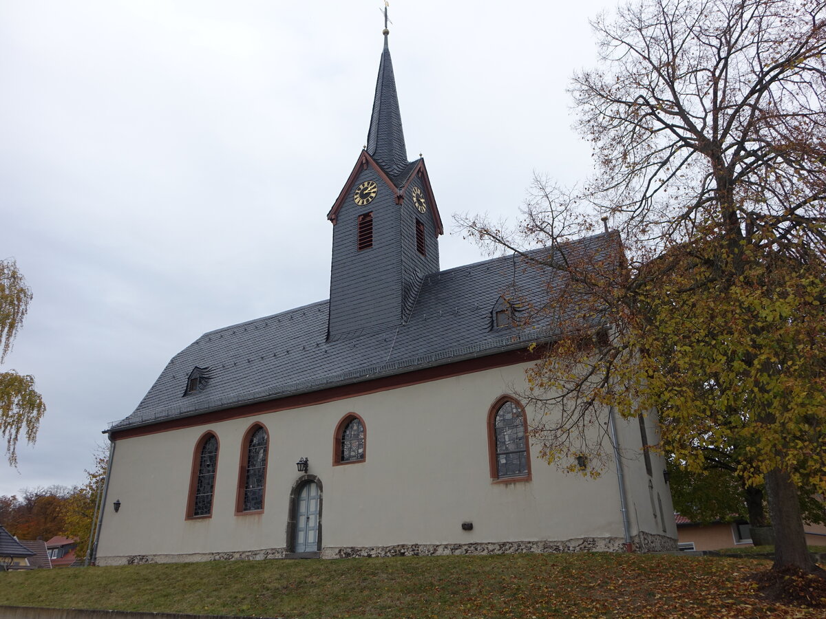 Hausen, evangelische Kirche, erbaut im 13. Jahrhundert (31.10.2021)
