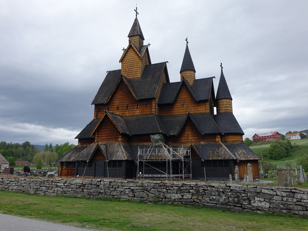 Heddal, evangelische Stabkirche, erbaut im 13. Jahrhundert (27.05.2023)