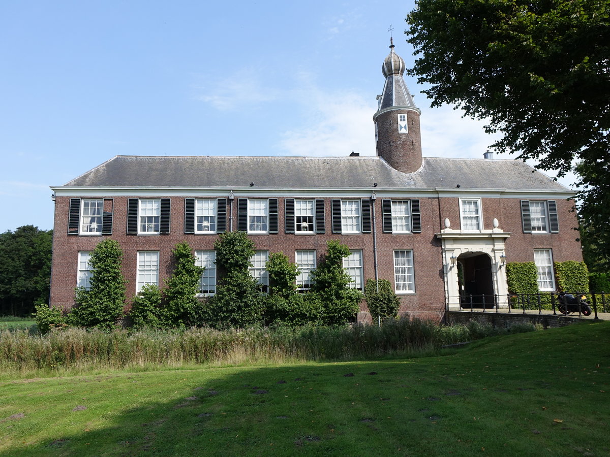 Heemskerk, Huis Marquette, erbaut 1741, heute Hotel (26.08.2016)