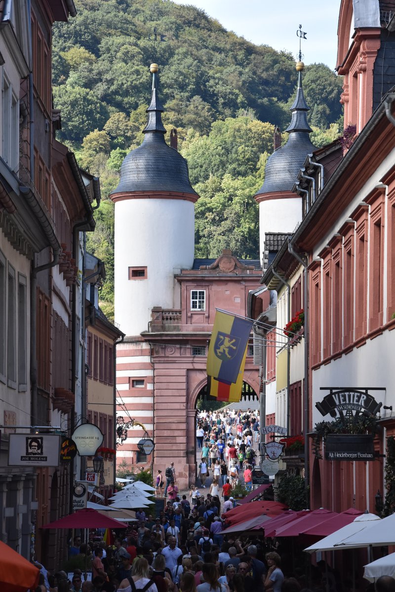 HEIDELBERG, 13.08.2016, Tor zur Karl-Theodor-Brcke (Alte Brcke)